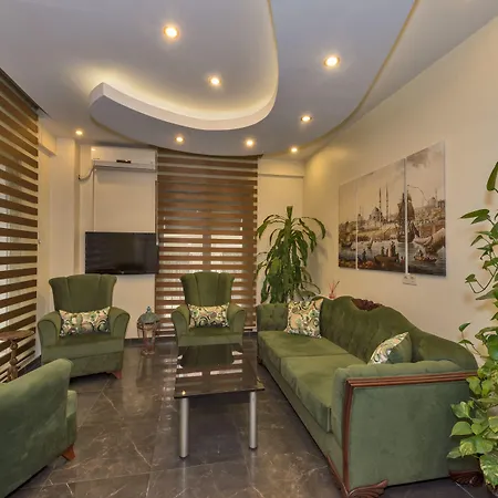 Invictum Hotel 3*