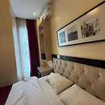 Hotel Invictum 3*
