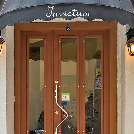 Szálloda Invictum