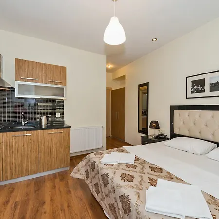Invictum 3* Istanbul