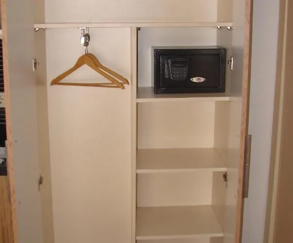 酒店 英维克顿公寓 3*