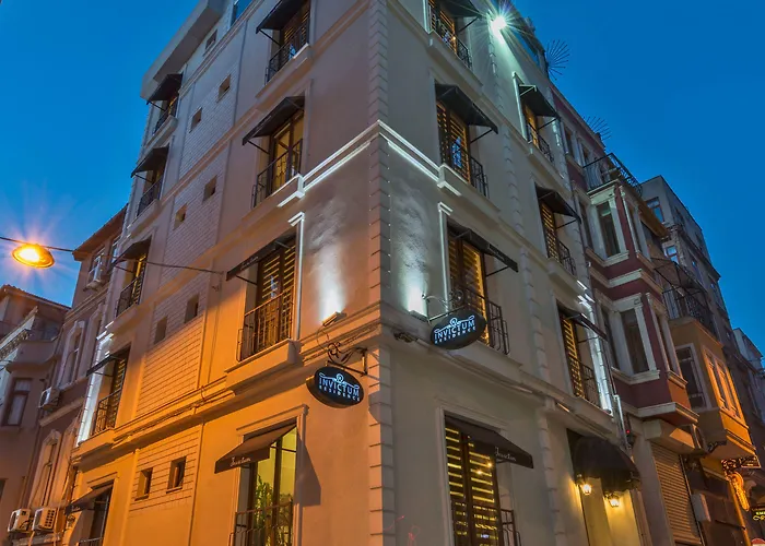 英维克顿公寓 酒店 3*