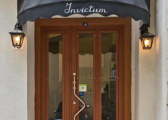 英维克顿公寓 酒店 3*