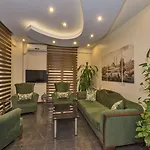 Invictum Hotel 3*